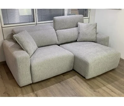 Sofá cabezales abatibles