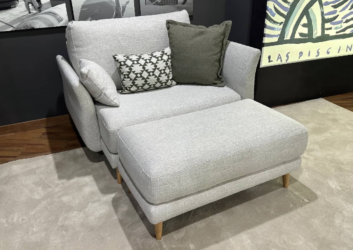 Sillón + Puff Helsinki ·Fama·